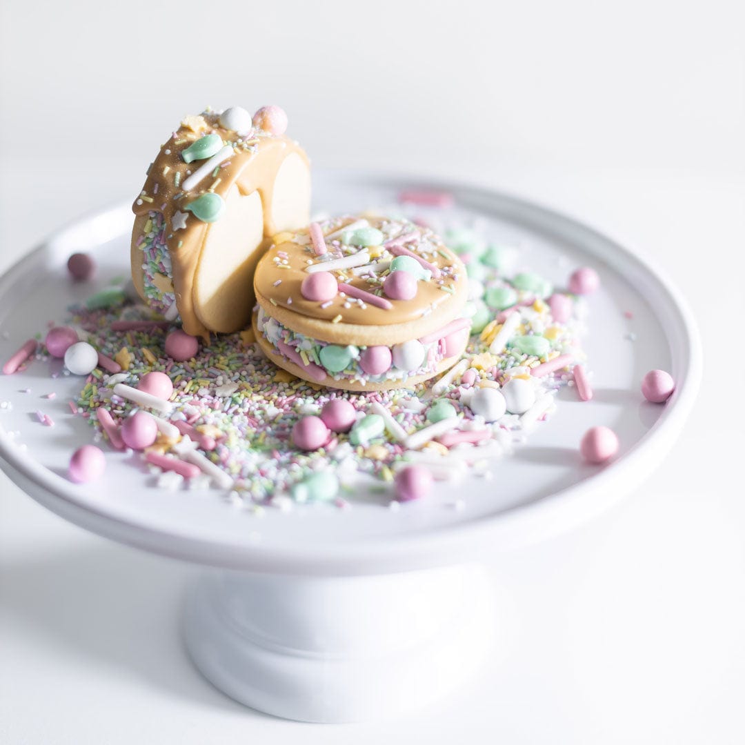 Happy Sprinkles Streusel Tortenständer Weiß klein